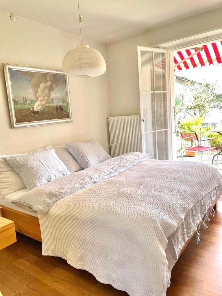 Au Jardin Bed & Breakfast Zuchwil Екстериор снимка